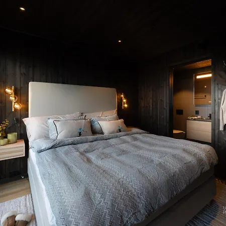 Exclusive Penthouse With Ski In Ski Out, *